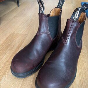Auburn Women's Blundstone Boots + new insoles - great condition - Aus size 6.5